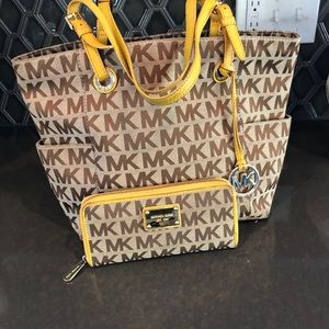 Michael Kors Tote And Wallet